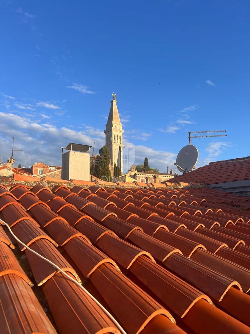 Rovinj, edinstveno stanovanje s pogledom na morje 