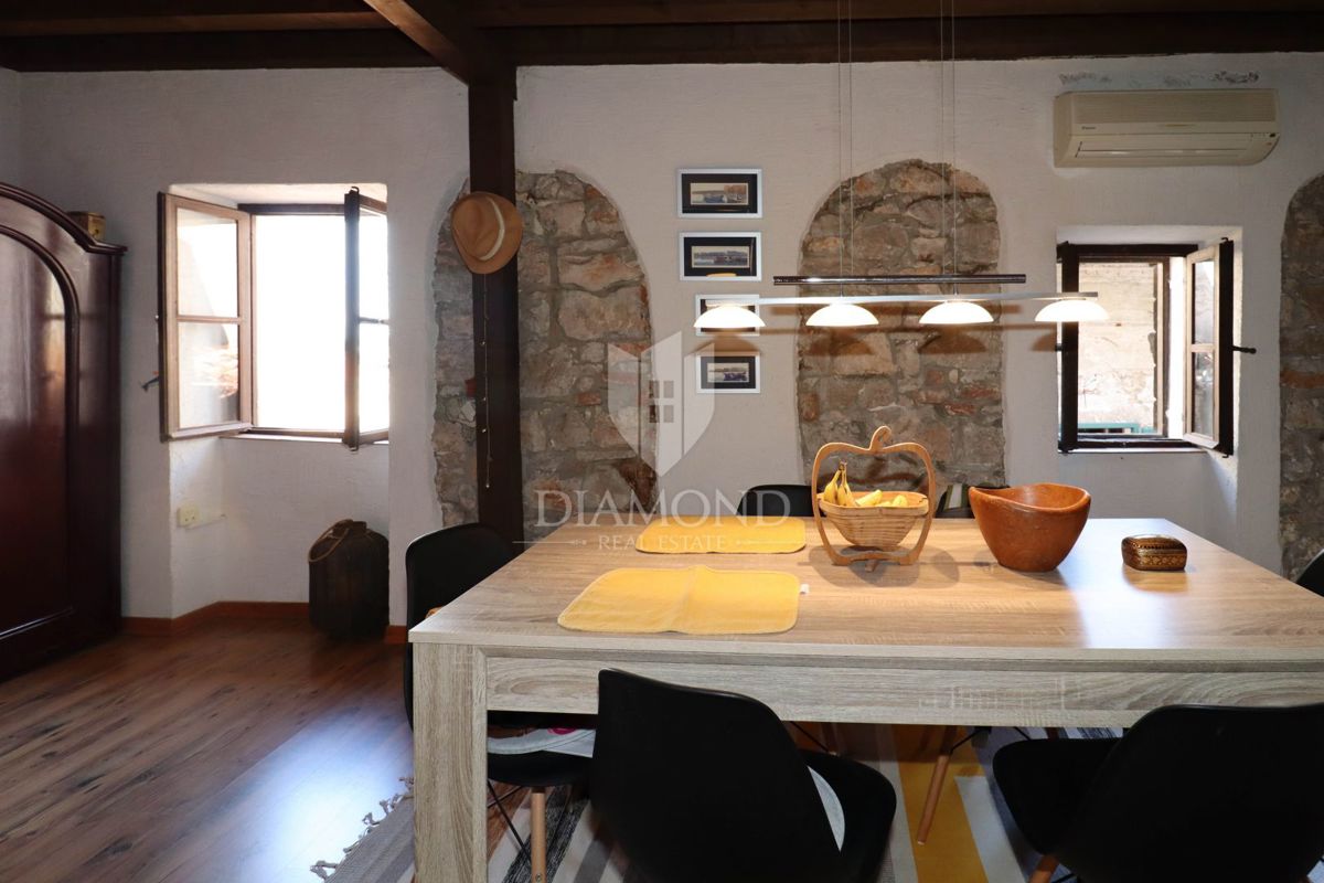 Rovinj, edinstveno stanovanje s pogledom na morje 