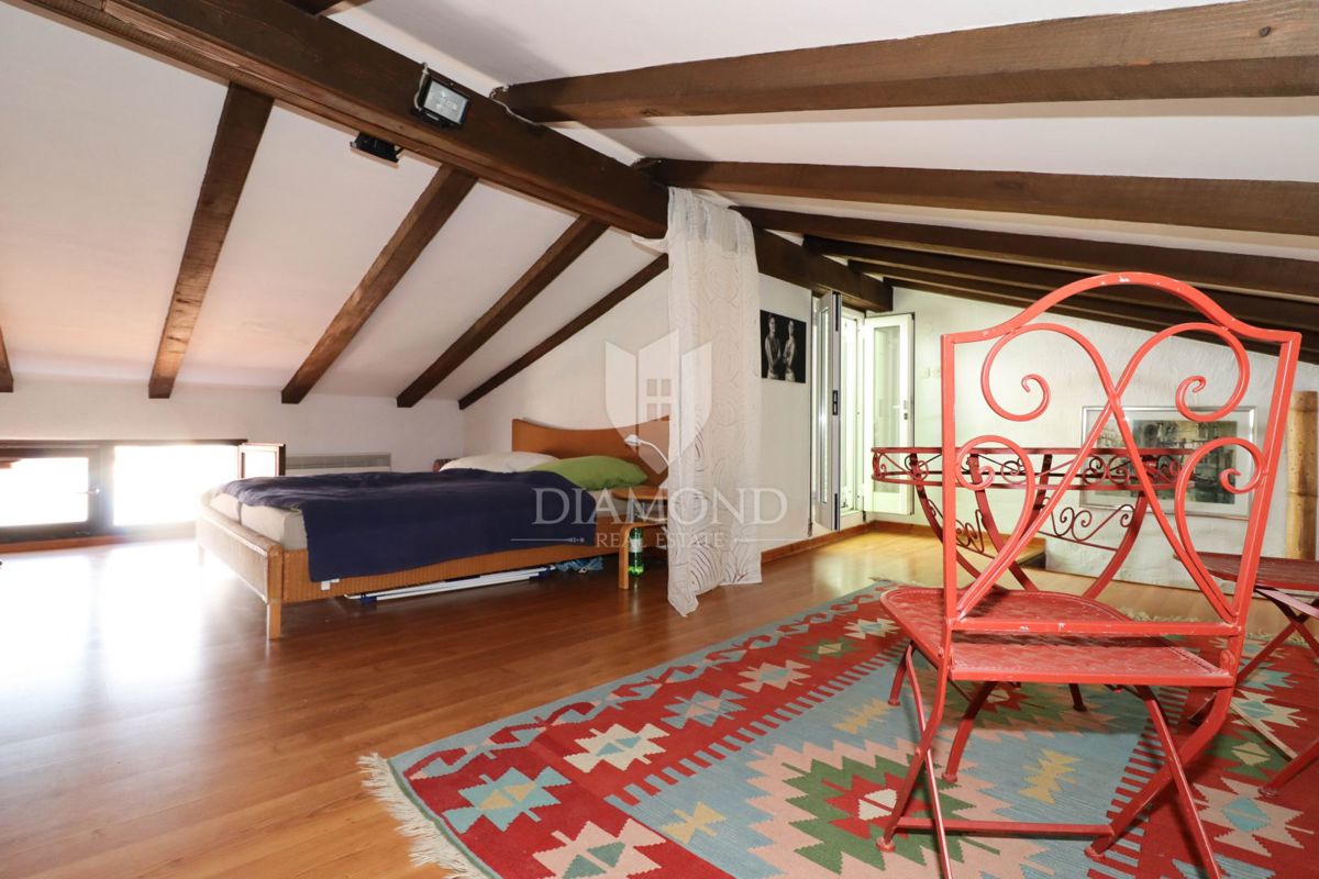 Rovinj, edinstveno stanovanje s pogledom na morje 
