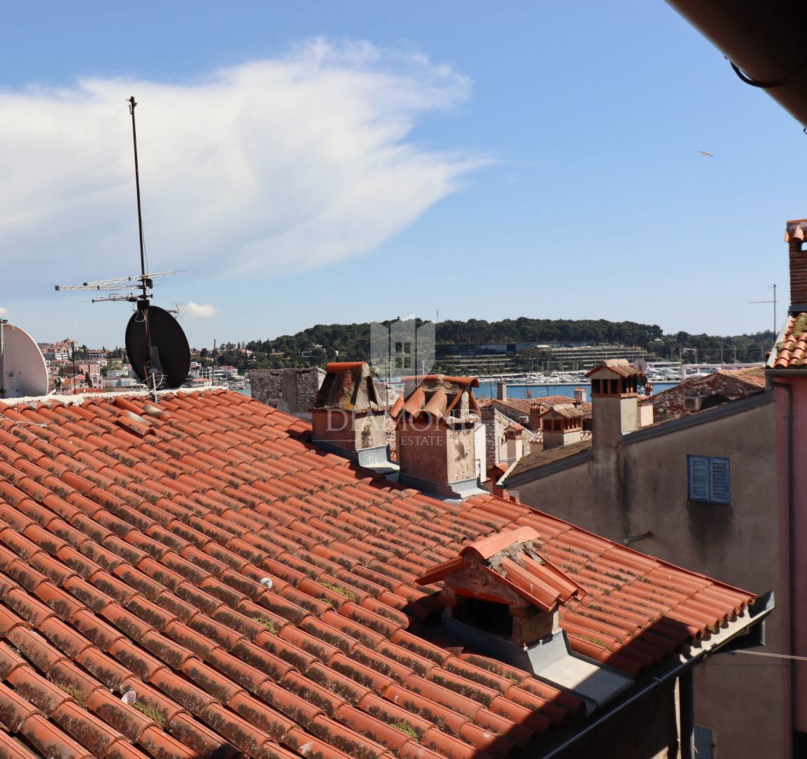 Rovinj, edinstveno stanovanje s pogledom na morje 