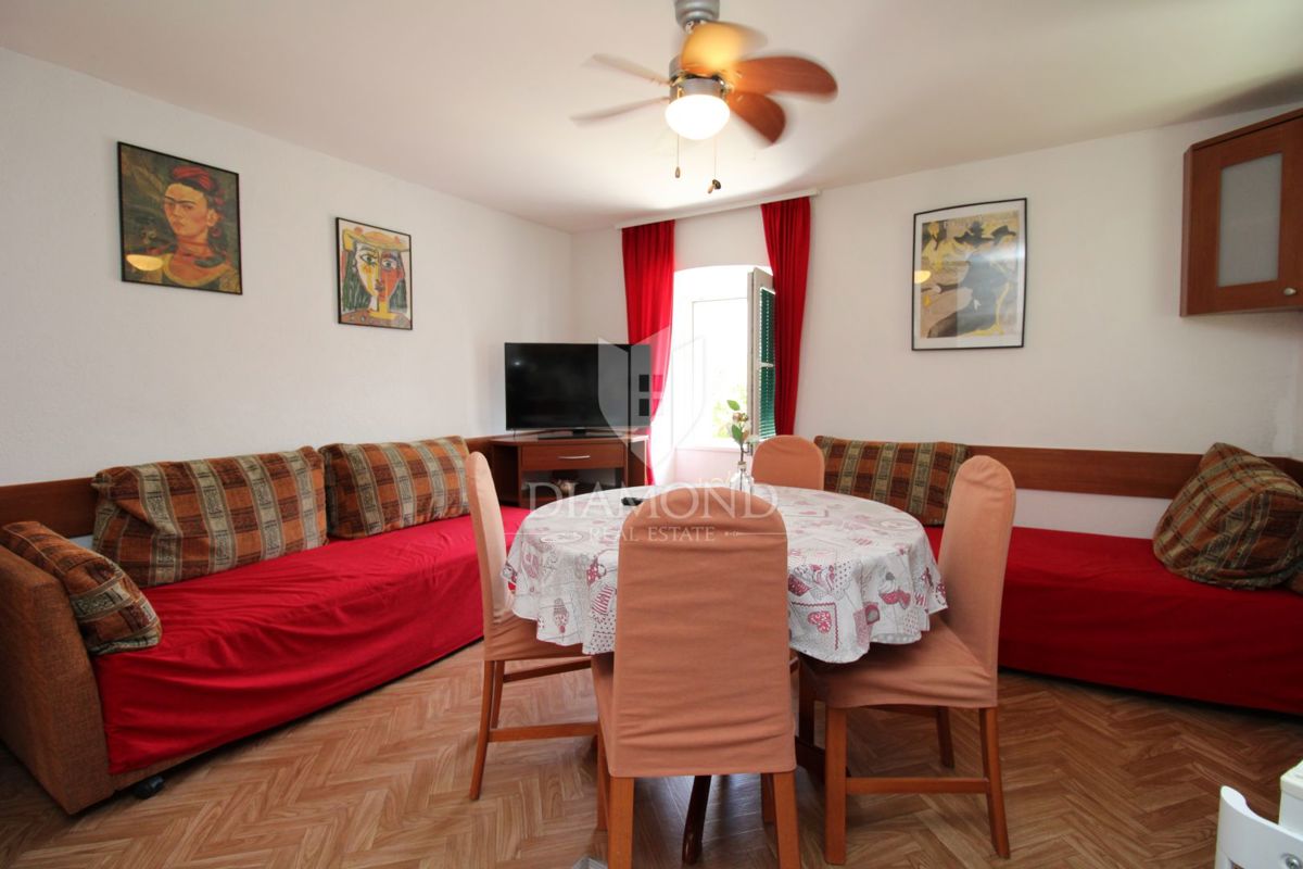 Hiša Vrbnik, 120m2