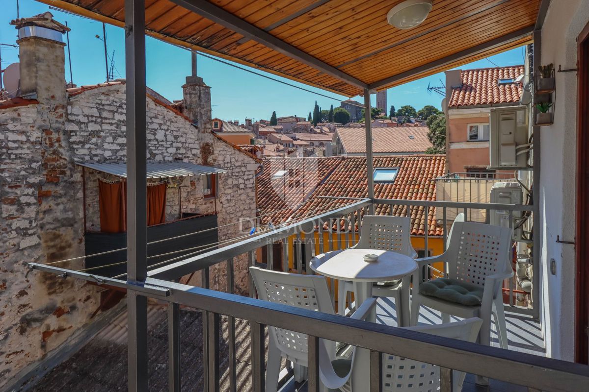 Priložnost! Rovinj! Center! Stanovanje z dvema terasama!