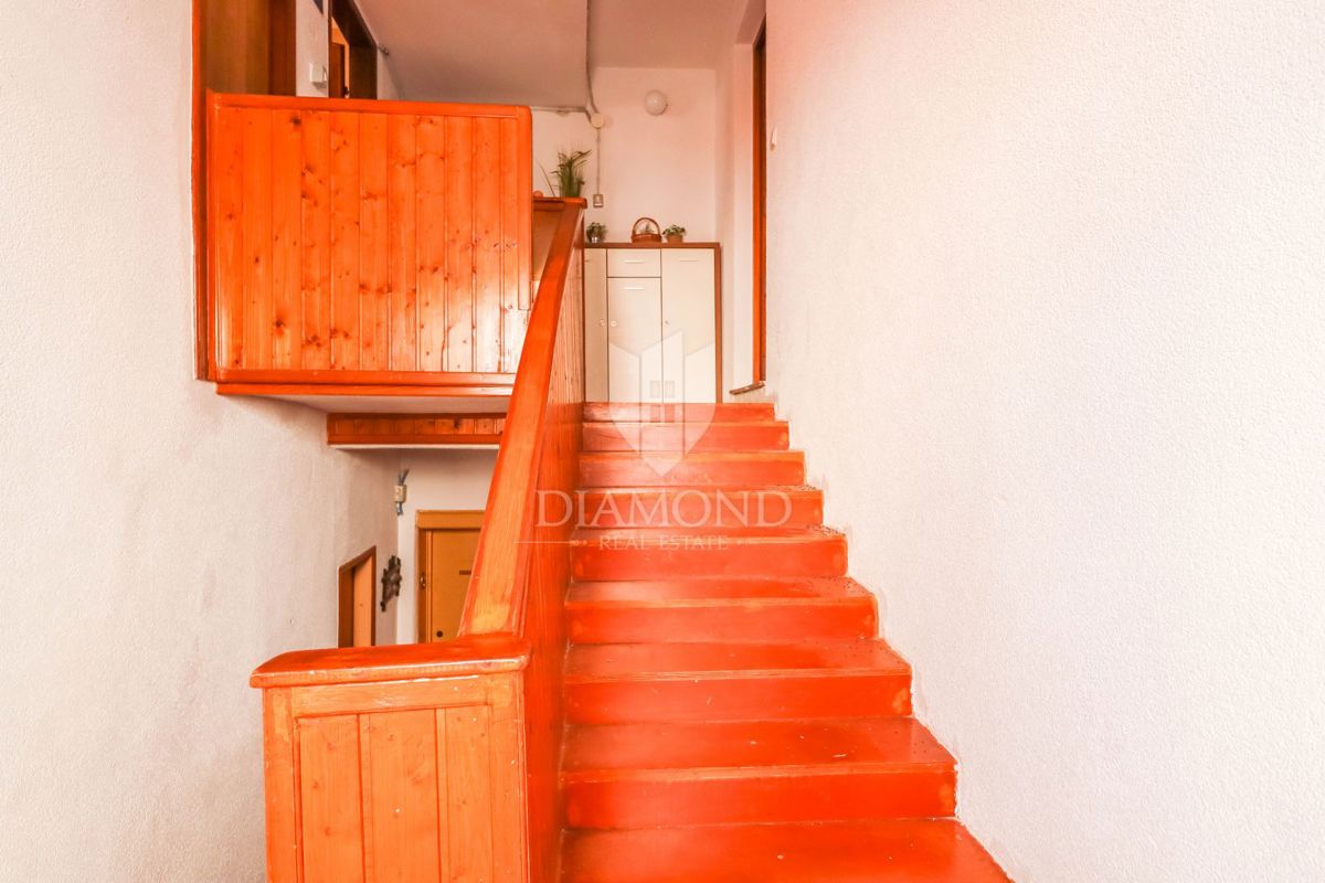 Priložnost! Rovinj! Center! Stanovanje z dvema terasama!