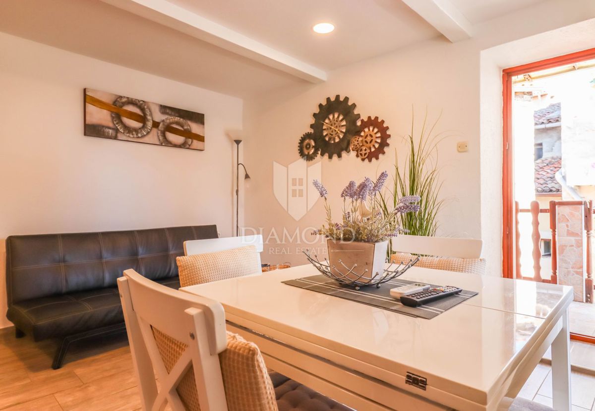 Priložnost! Rovinj! Center! Stanovanje z dvema terasama!