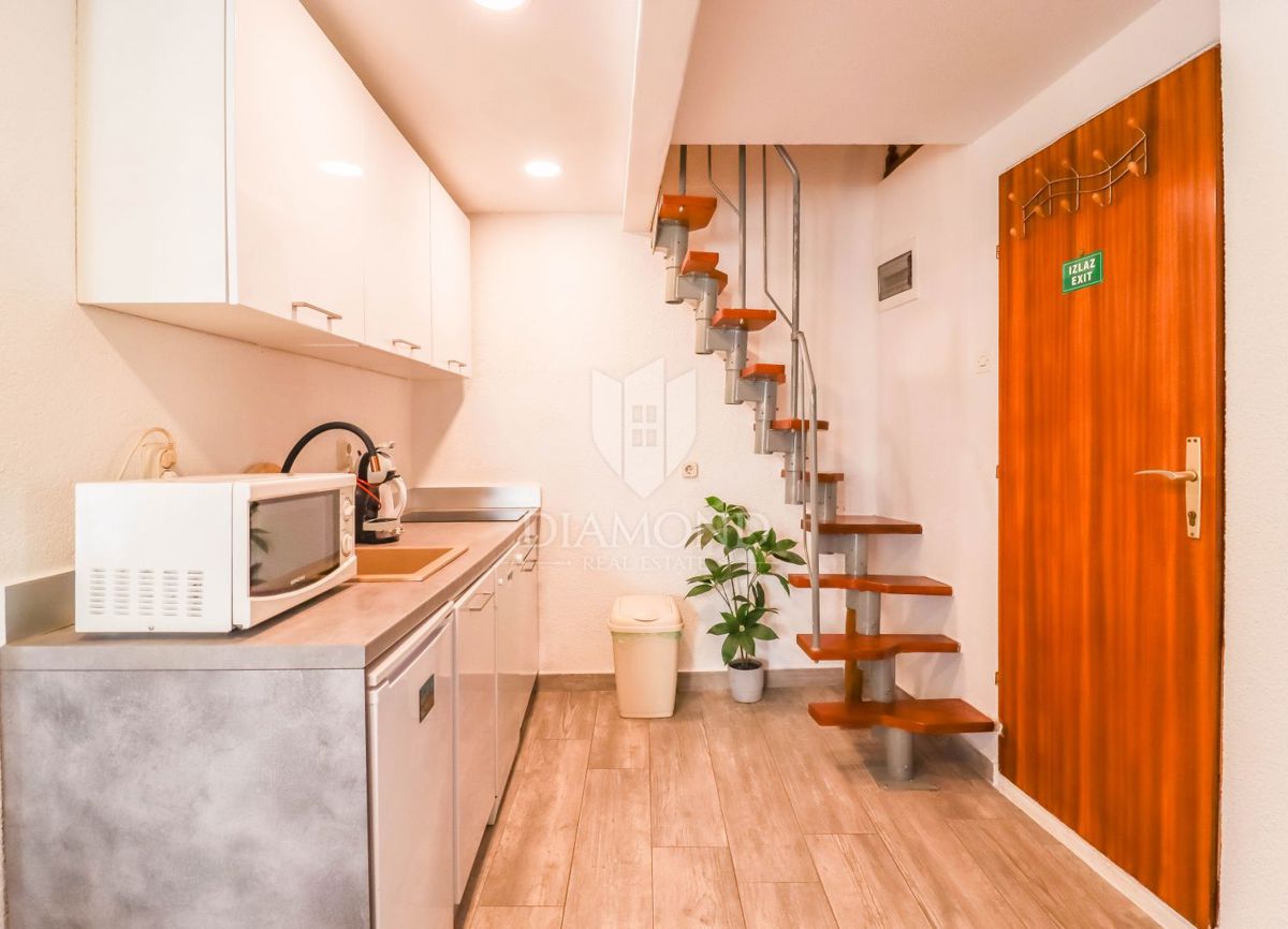 Priložnost! Rovinj! Center! Stanovanje z dvema terasama!