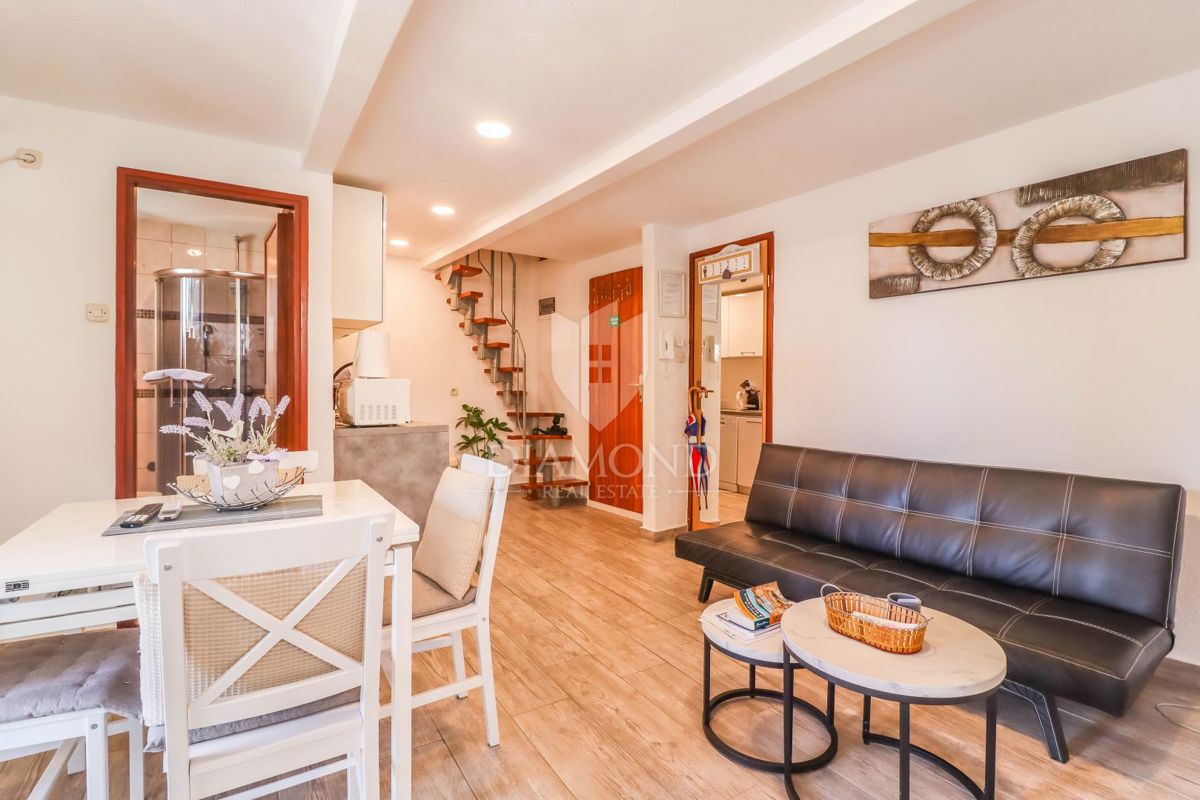 Priložnost! Rovinj! Center! Stanovanje z dvema terasama!