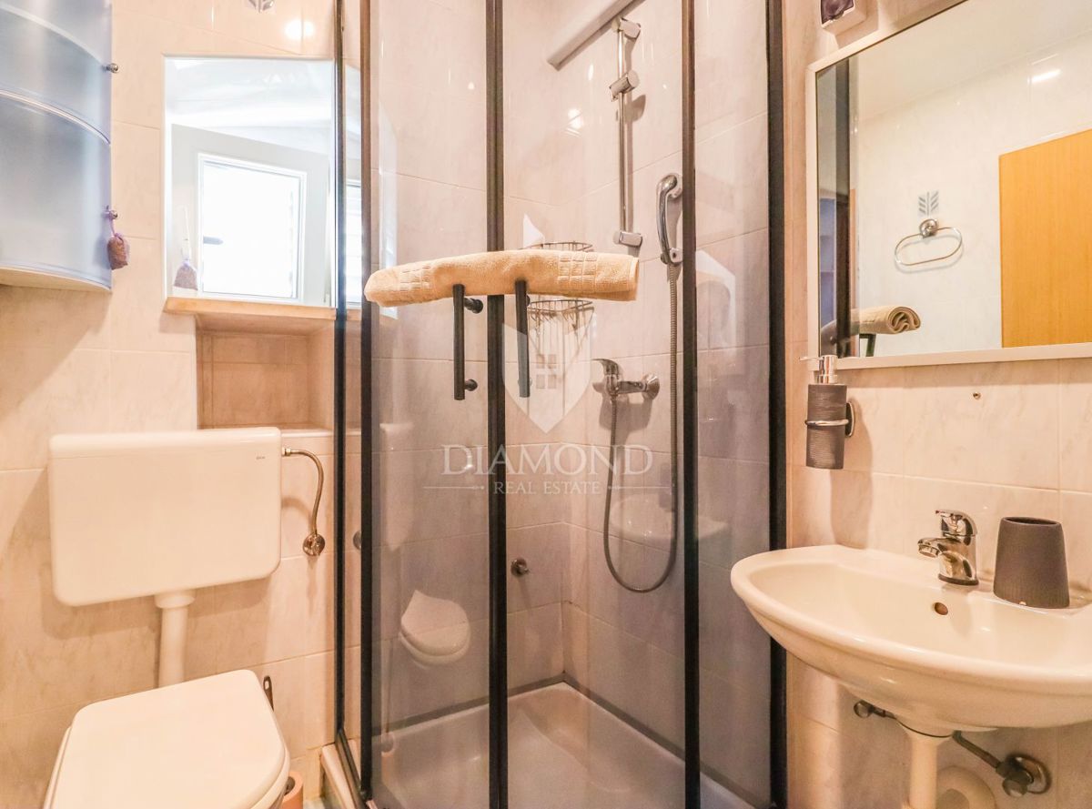 Priložnost! Rovinj! Center! Stanovanje z dvema terasama!