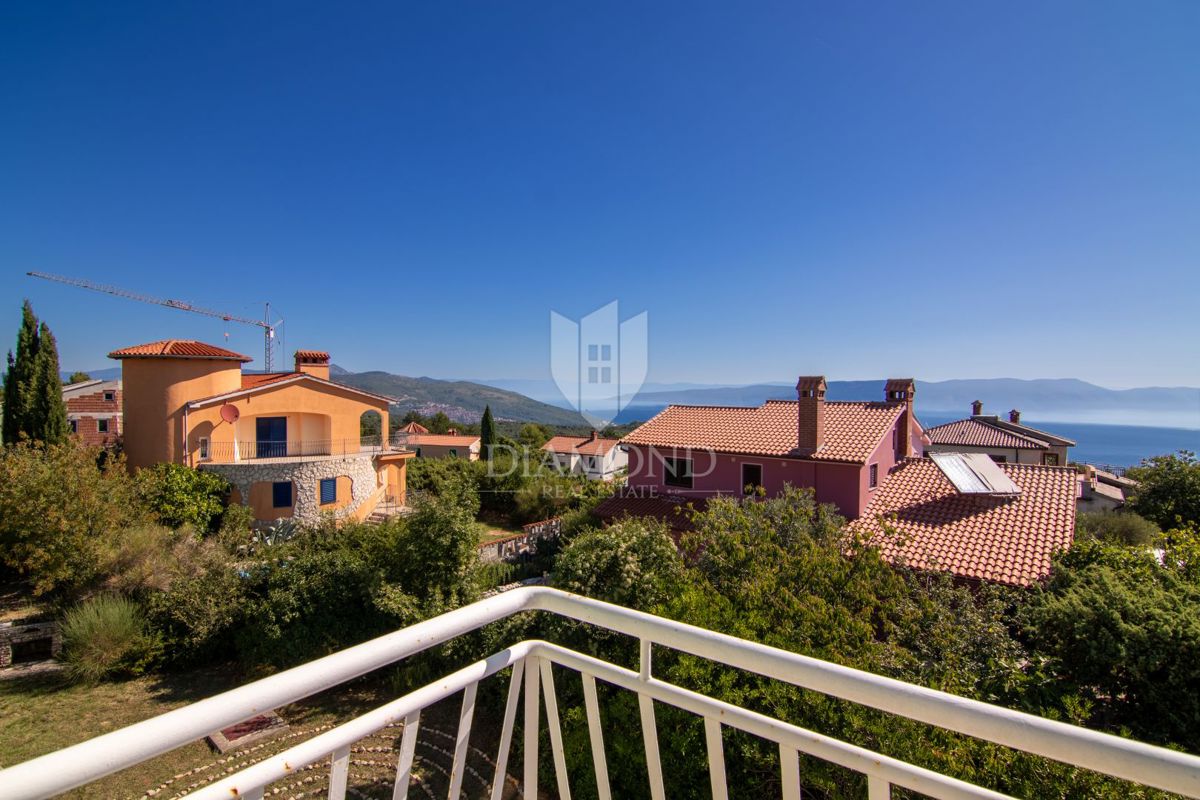 Rabac, Labin, odlično stanovanje s čudovitim pogledom na morje