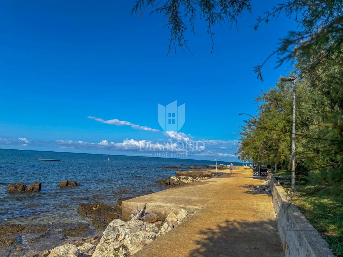 Umag, trosobno stanovanje v centru Umaga!