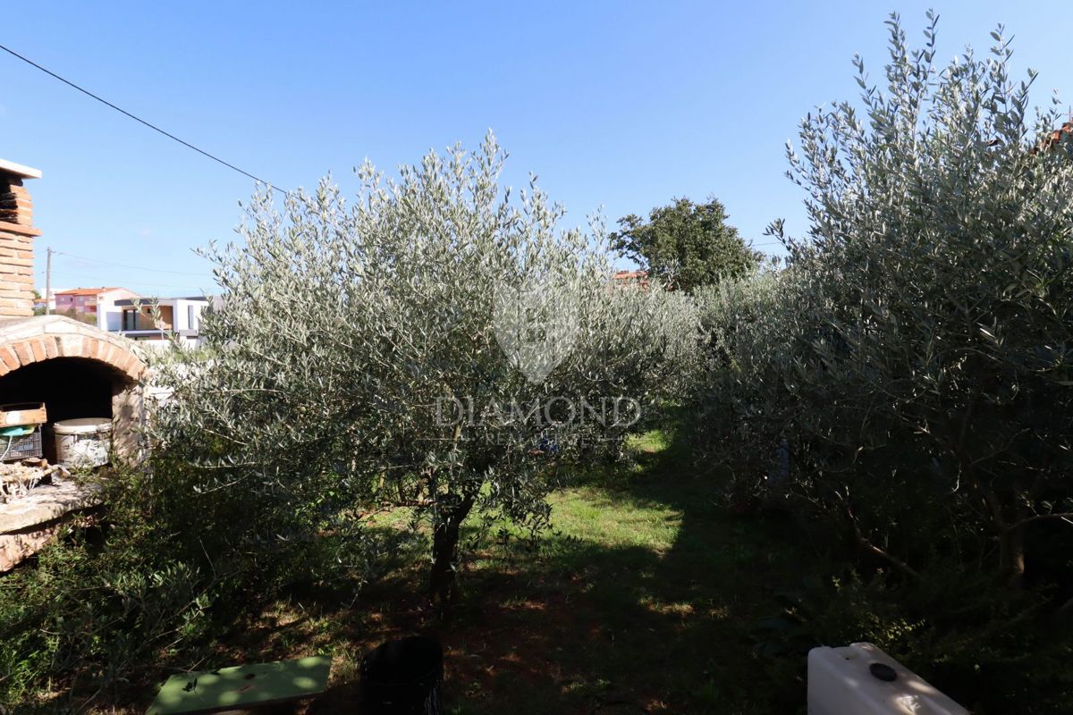 PRILOŽNOST! Pomer - samostojna hiša 150 m od morja! 