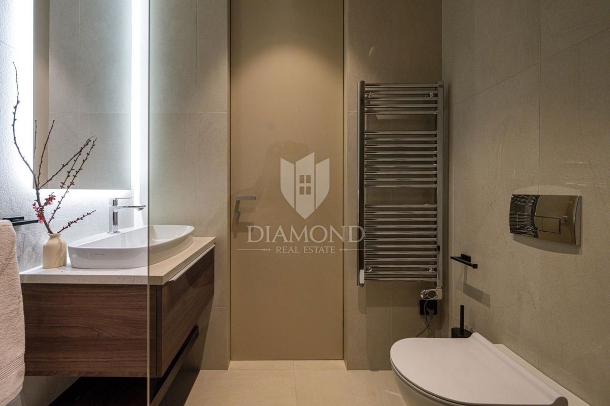 Poreč, Ekskluzivna vila za pametne domove z bazenom