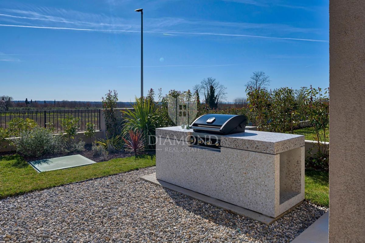 Poreč, Ekskluzivna vila za pametne domove z bazenom