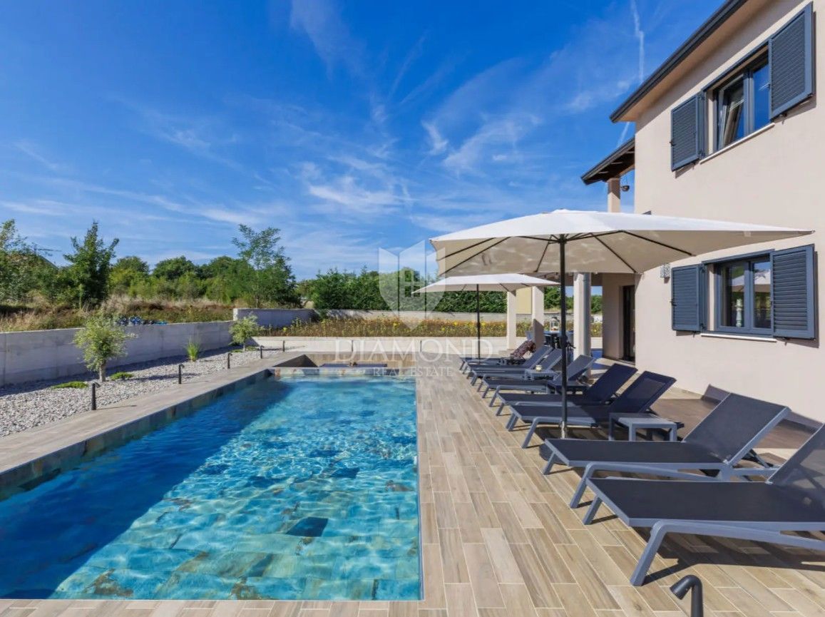 Labin – Moderna počitniška hiša v mirnem okolju