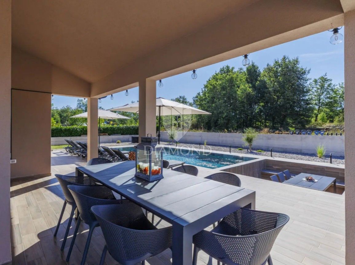 Labin – Moderna počitniška hiša v mirnem okolju