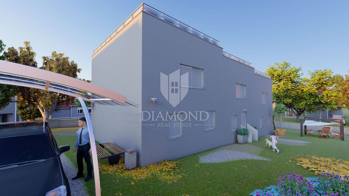 Umag, Novogradnja, vrstna hiša nedaleč od plaže