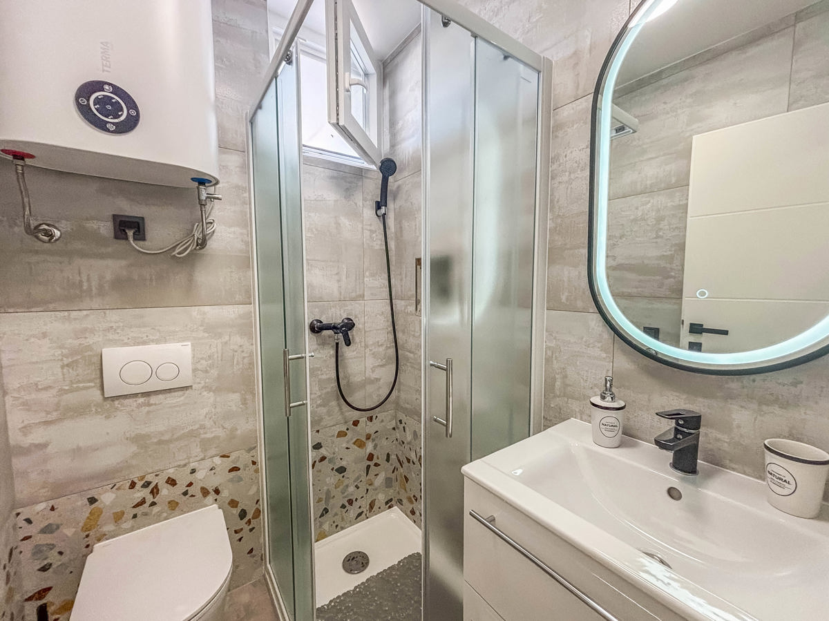 Center Umaga, lep studio apartma s pogledom na morje!