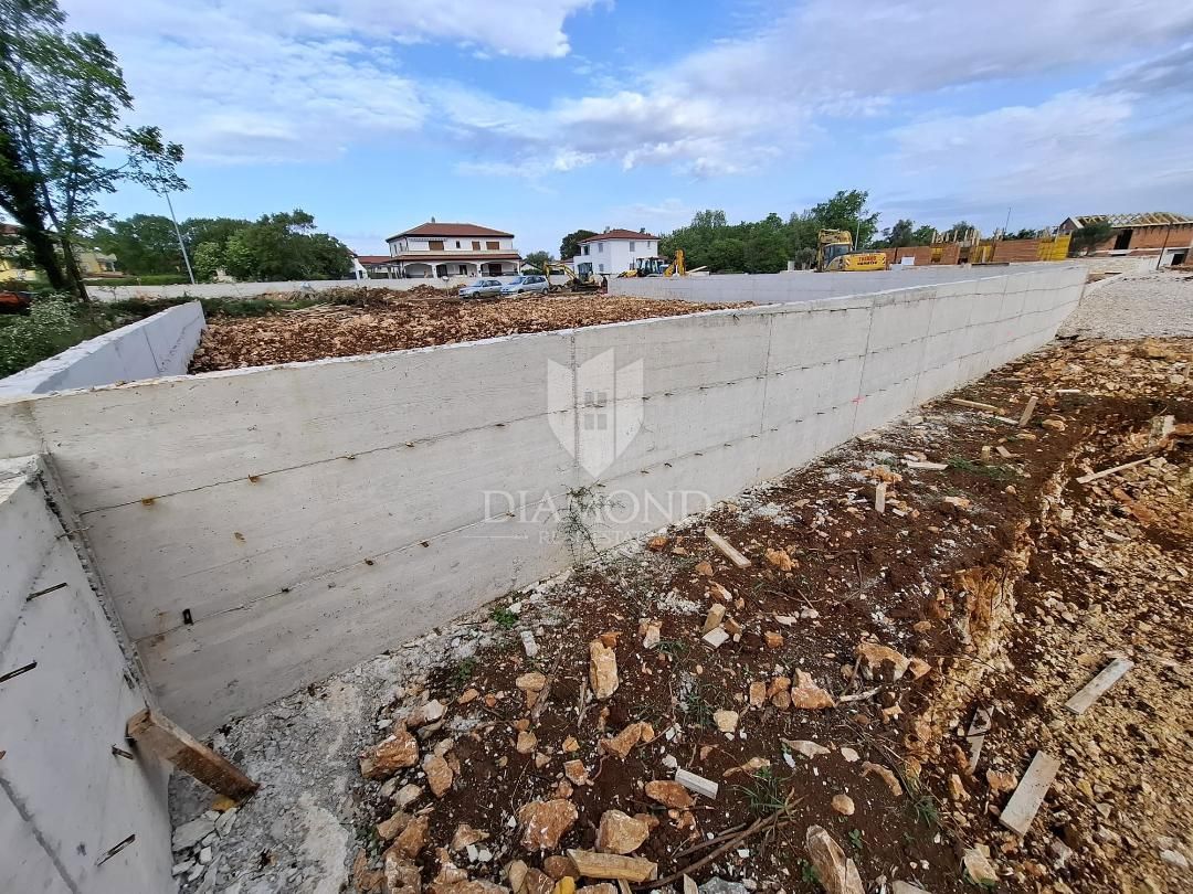 KRK, MALINSKA ZEMLJIŠČE S PROJEKTOM