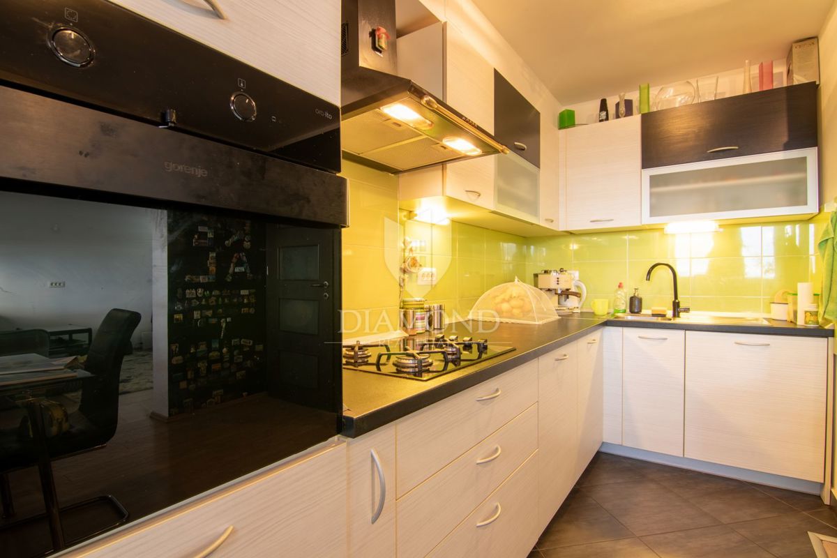 KRNJEVO - Čudovito stanovanje, obsijano s soncem