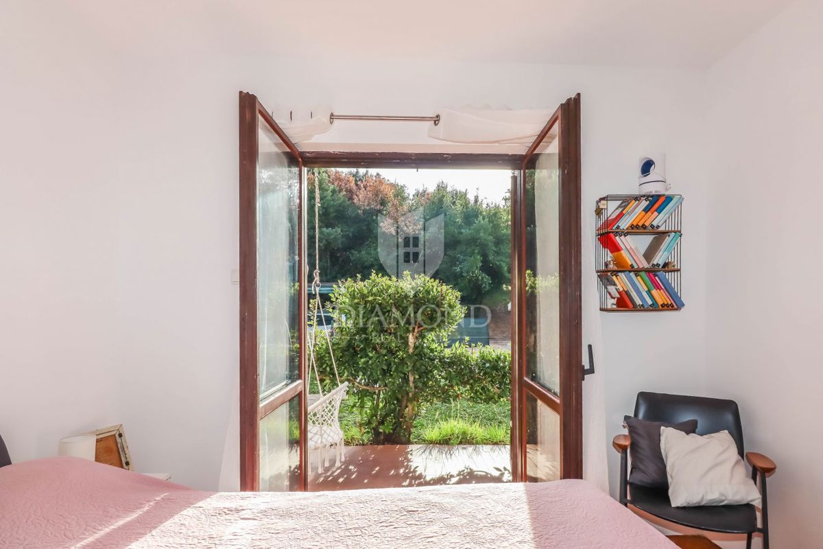 PRILOŽNOST! ROVINJ! STANOVANJE Z DVORIŠČEM!