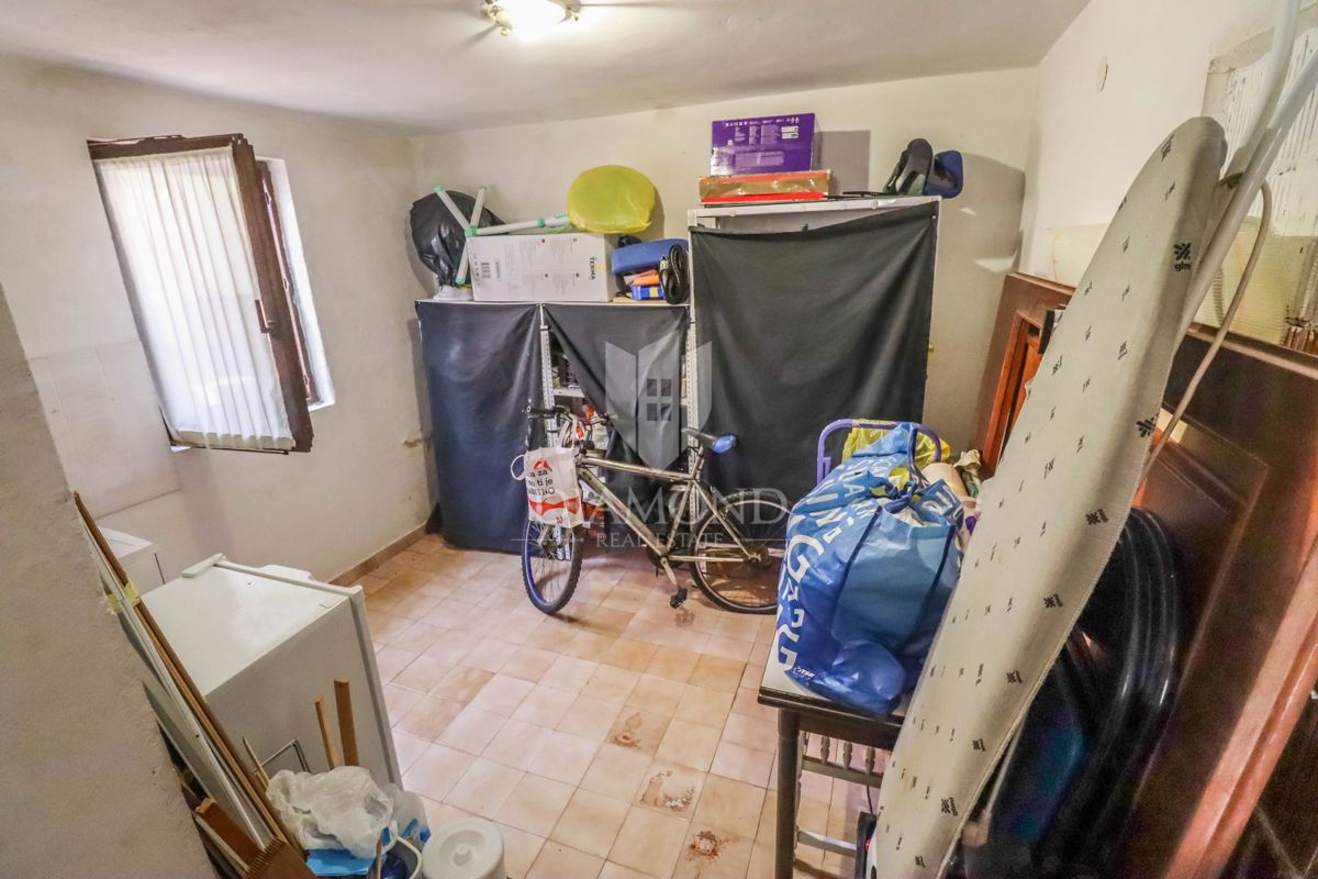 PRILOŽNOST! ROVINJ! STANOVANJE Z DVORIŠČEM!