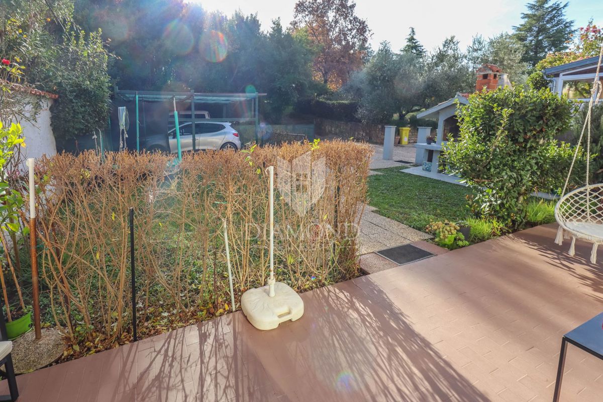 PRILOŽNOST! ROVINJ! STANOVANJE Z DVORIŠČEM!