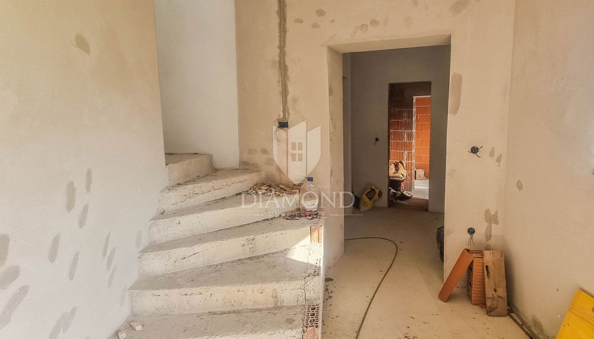 Rovinj, impozantna vila na odlični lokaciji