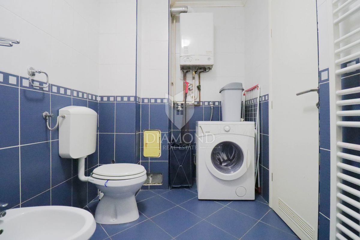 Zagreb, Jarun! Trisobno stanovanje!