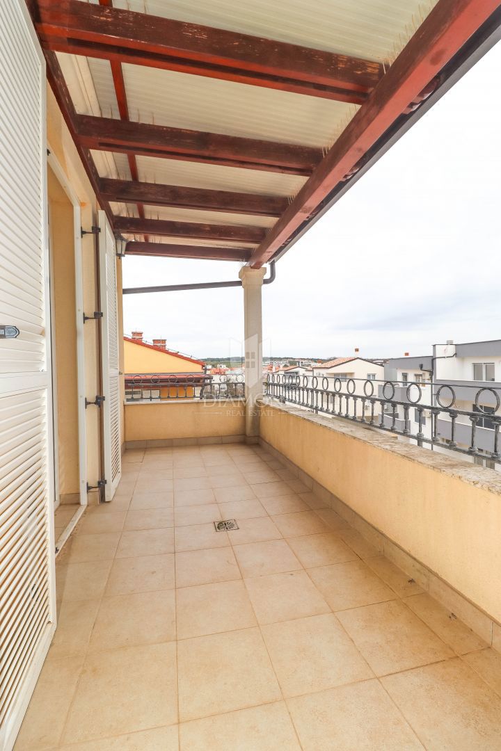 Pula, udobje v Valdebeku: 86 m², opremljeno, 3 balkoni