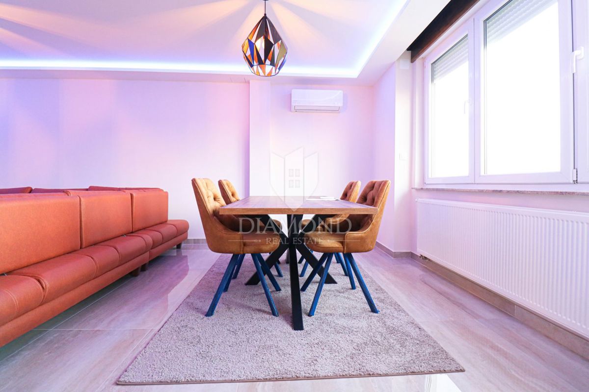 Zagreb, Sesvete! Popolnoma prenovljeno trisobno stanovanje!