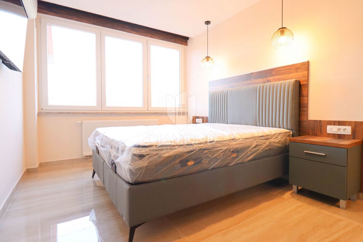 Zagreb, Sesvete! Popolnoma prenovljeno trisobno stanovanje!