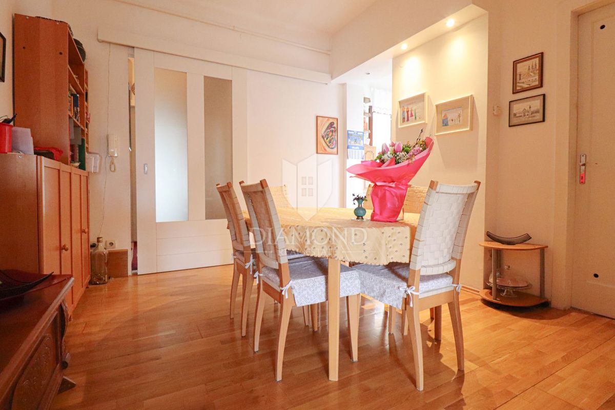 Apartmaj Donji grad, Donji Grad, 86m2