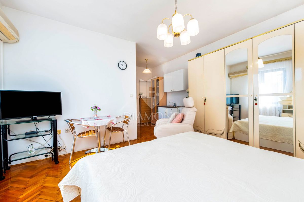 Rovinj, nepremičnine za poslovanje in bivanje na odlični lokaciji