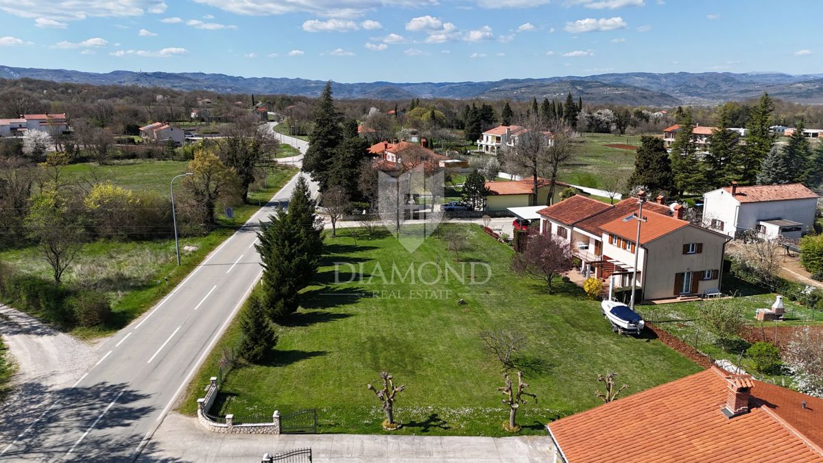 Kršan, čudovito zazidljivo zemljišče