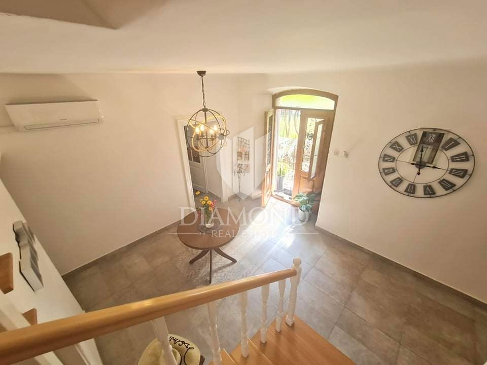 Labin, okolica, tradicionalna istrska kamnita hiša