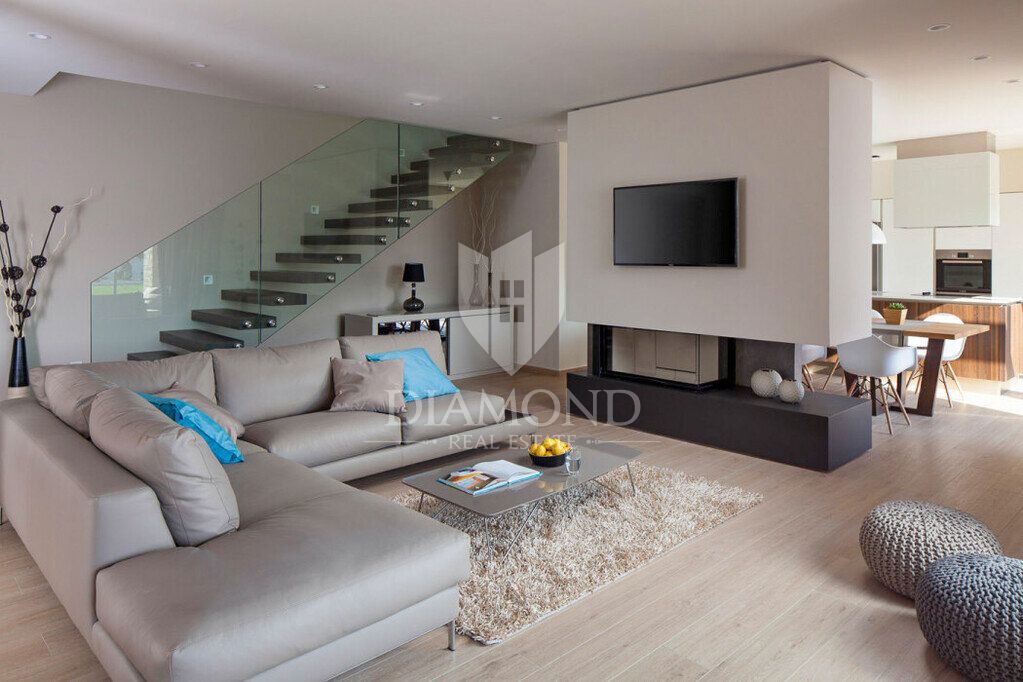 Hiša Labin, 220m2