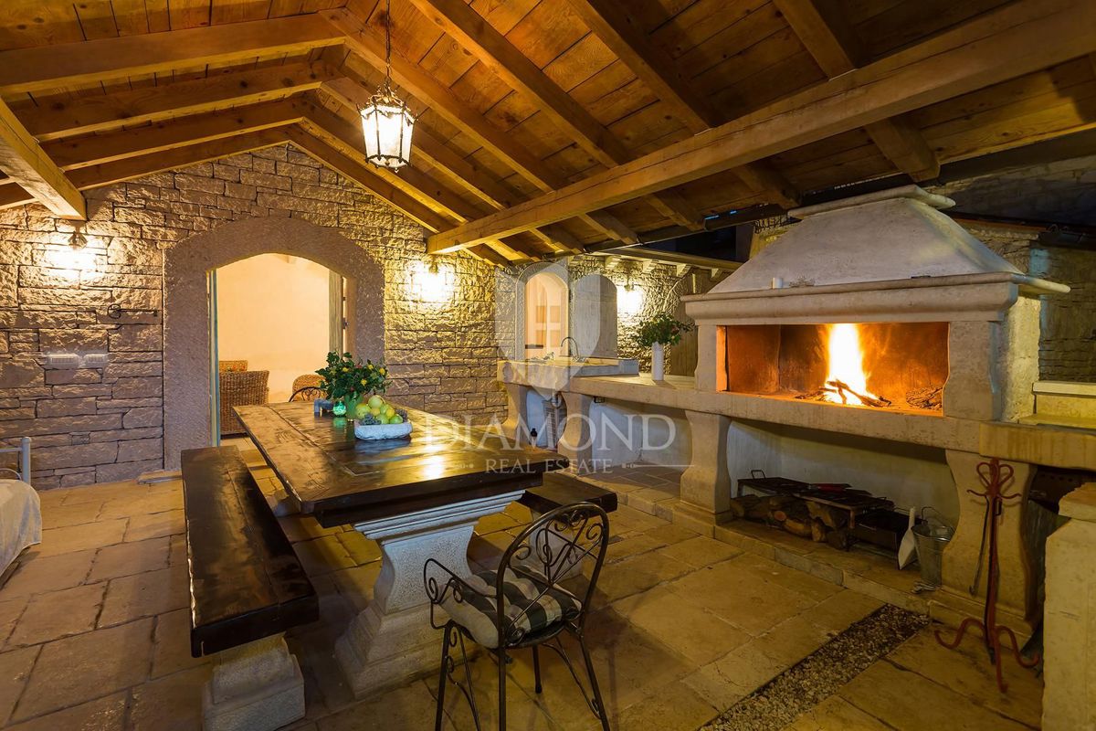 Hiša Sveti Petar u Šumi, Sveti Petar U Šumi, 290m2