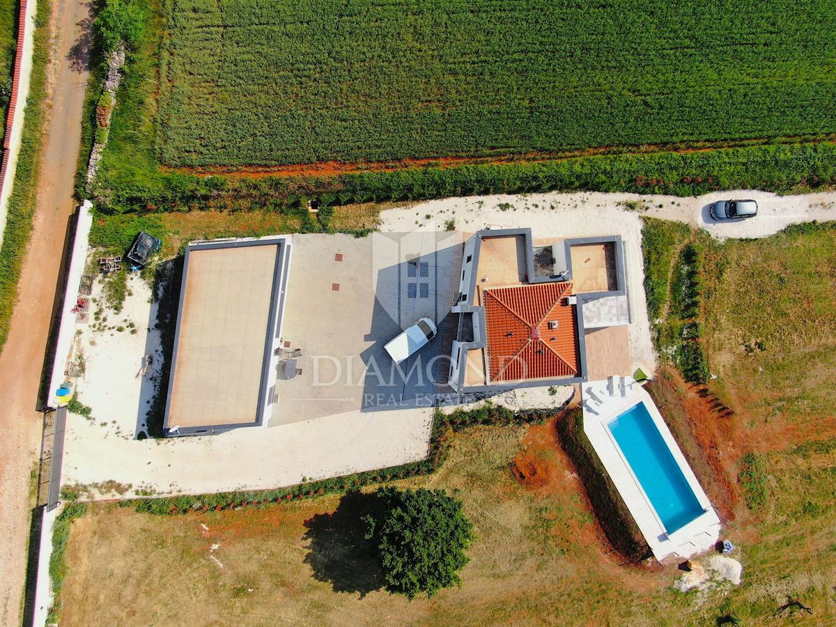 Marčana, okolica, impozantna samotna posest