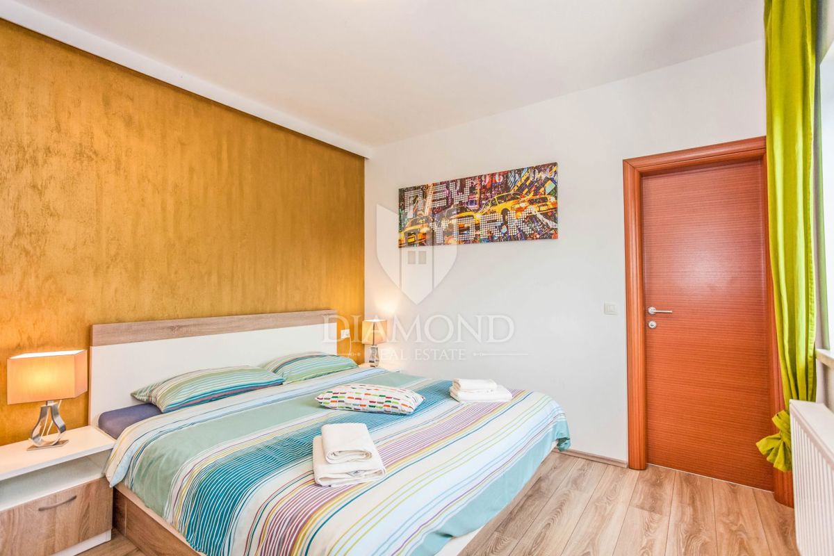 Rovinj, okolica, lepa prostorna samotna hiša