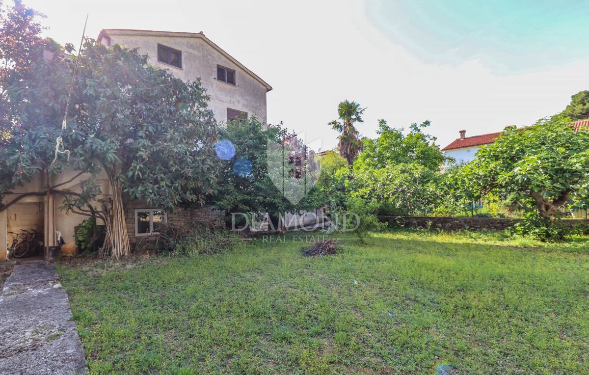 Rovinj, center, dva odlična apartmaja na zaželeni lokaciji