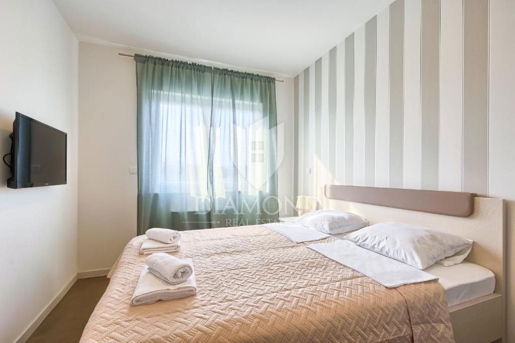 Impresivna vila s petimi apartmaji v Puli na odlični lokaciji