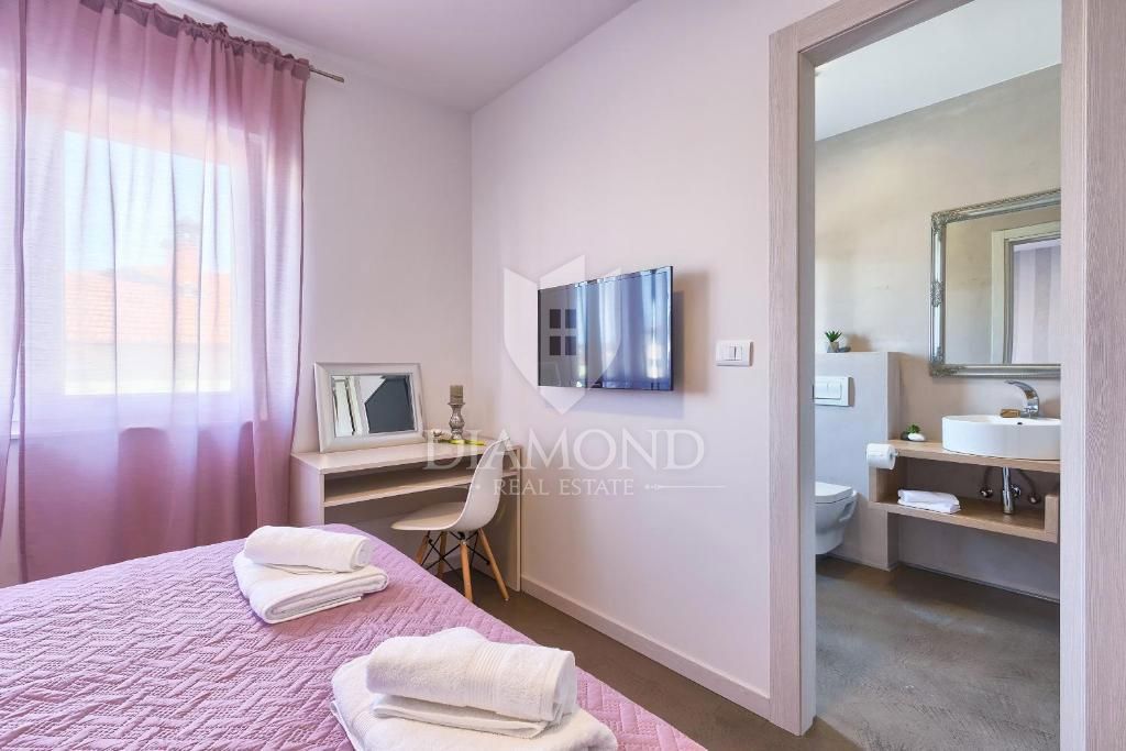 Impresivna vila s petimi apartmaji v Puli na odlični lokaciji
