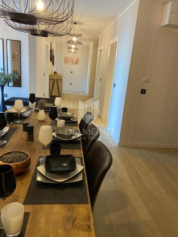 Opatija, nova, moderna Vila s pogledom na morje