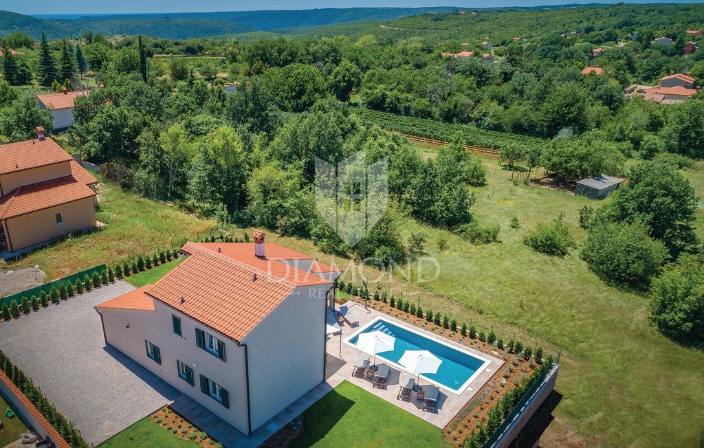 Labin, okolica, čudovita počitniška hiša z bazenom