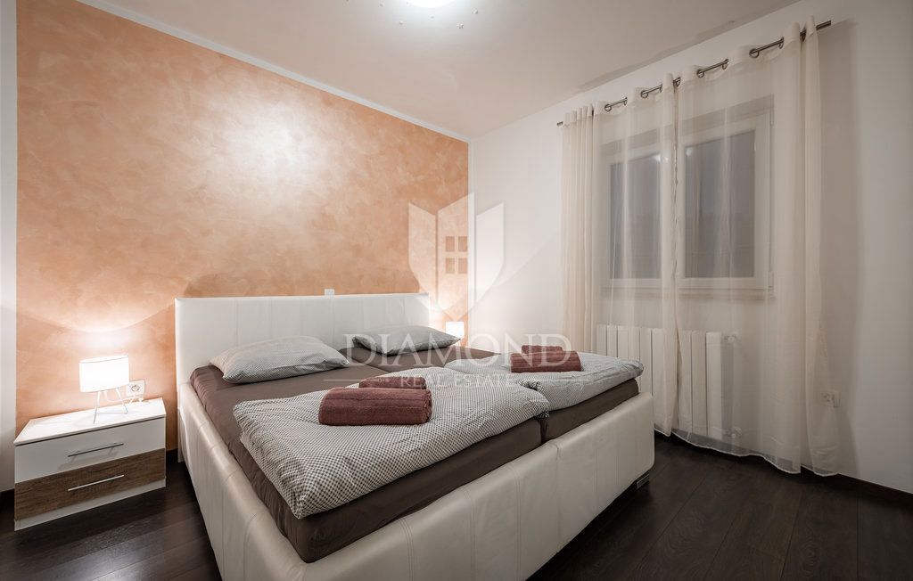 Labin, okolica, čudovita počitniška hiša z bazenom