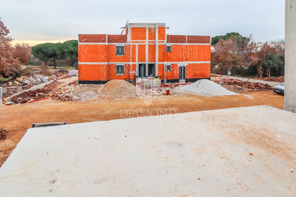 Poreč, odličen PENTHOUSE s pogledom na morje!