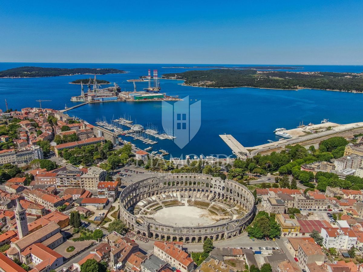 Pula, stanovanje v bližini Arene, idealna naložba