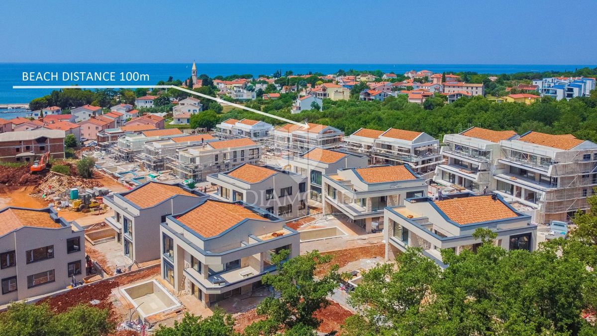 Umag! Luksuzna vila 100 m od morja!