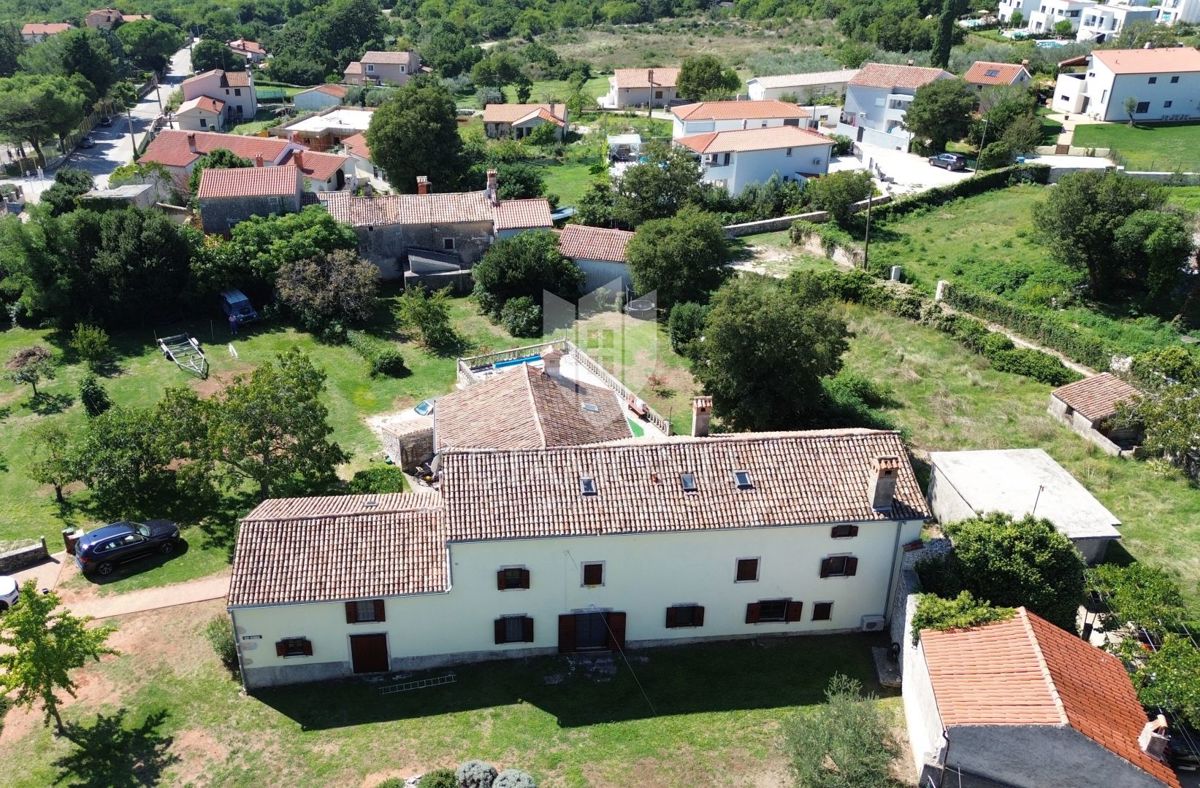 Marčana, okolica, avtohtona hiša v središču vasi