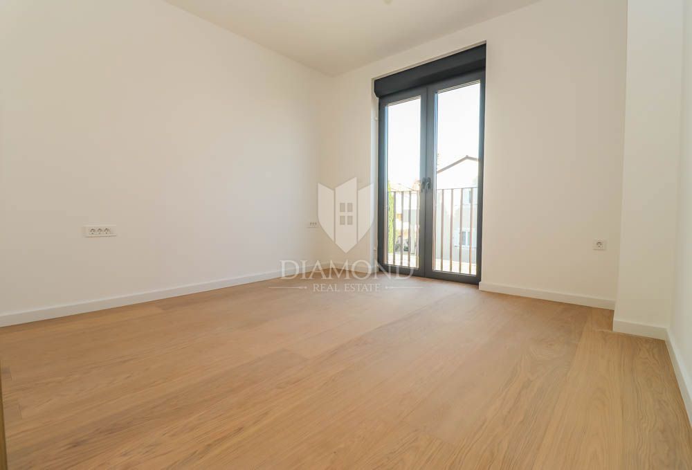 Apartma z dvigalom ob plaži v mirnem delu Medulina!