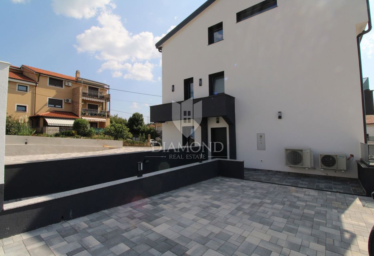 Apartmaj Marinići, Viškovo, 131m2